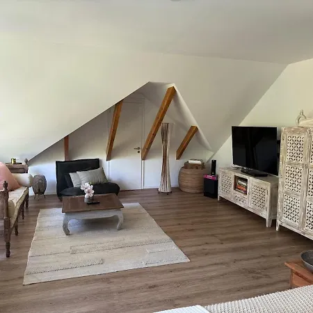 Апартаменты Ruhige Oase In Bei Lueneburg *
